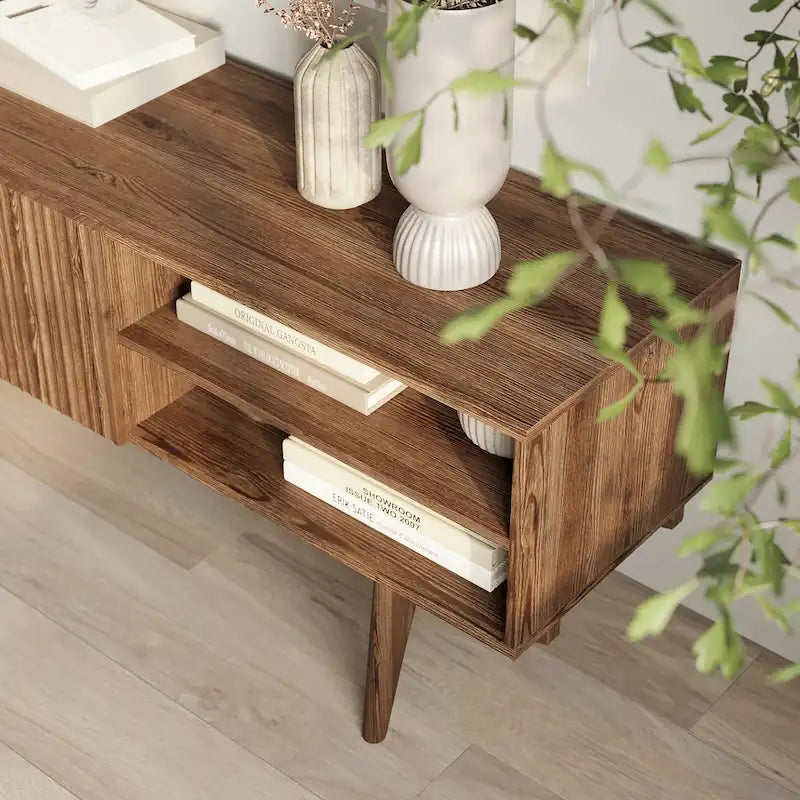 Meuble TV console pour téléviseurs jusqu'à 65 po avec pieds en bois