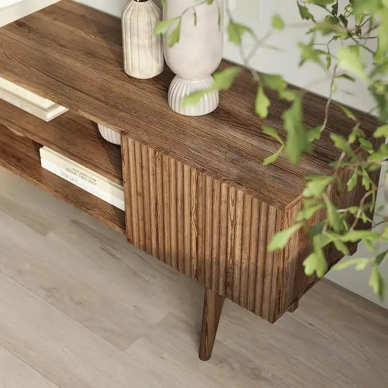 Meuble TV console pour téléviseurs jusqu'à 65 po avec pieds en bois