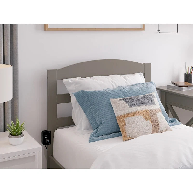 Lit plateforme en bois massif avec pied de lit et lit gigogne double XL