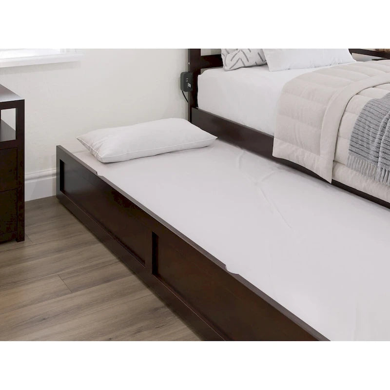 Lit plateforme en bois massif avec pied de lit et lit gigogne double XL