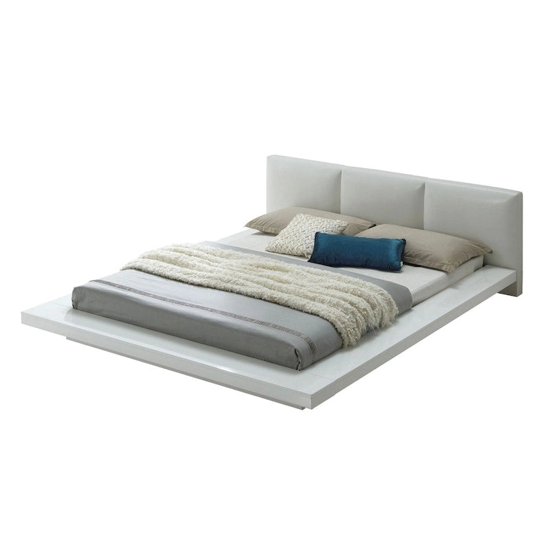 Lit rembourré bas profil blanc lustré