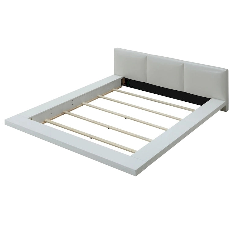 Lit rembourré bas profil blanc lustré