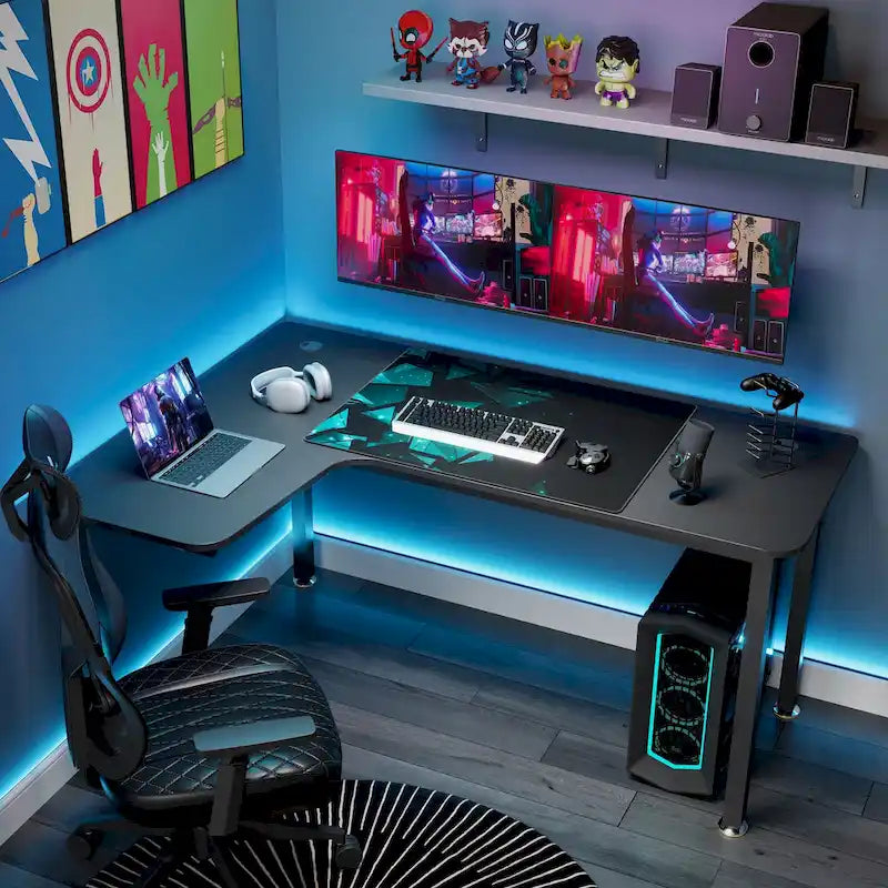 Grand bureau d'angle pour télétravail en L, avec tapis de souris